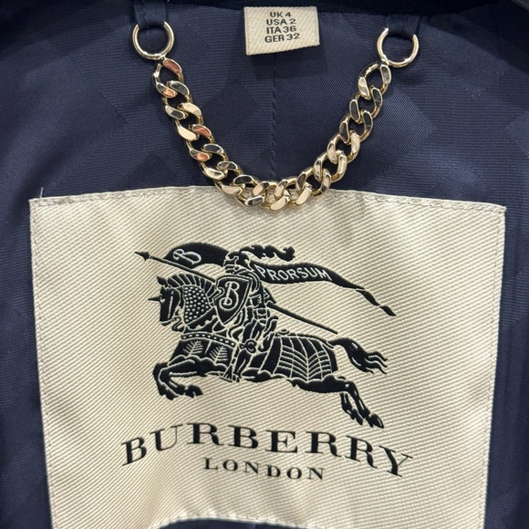 Burberry navy blue jacket - Picture 1 of 7